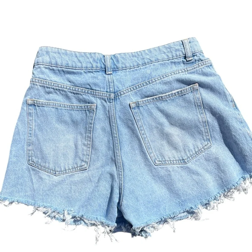 Women's Light Blue Denim Shorts Size 10 By H&M - Picture 2 of 3